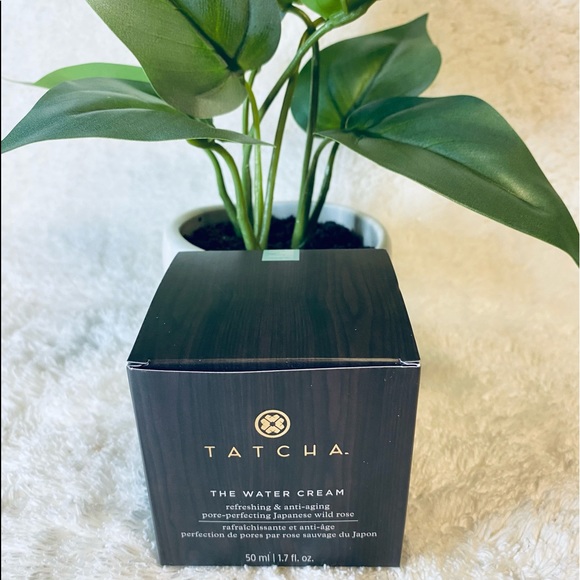 Tatcha The Water Cream - Picture 2 of 9